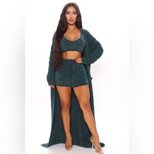 SOLD🔖Cozy living short set